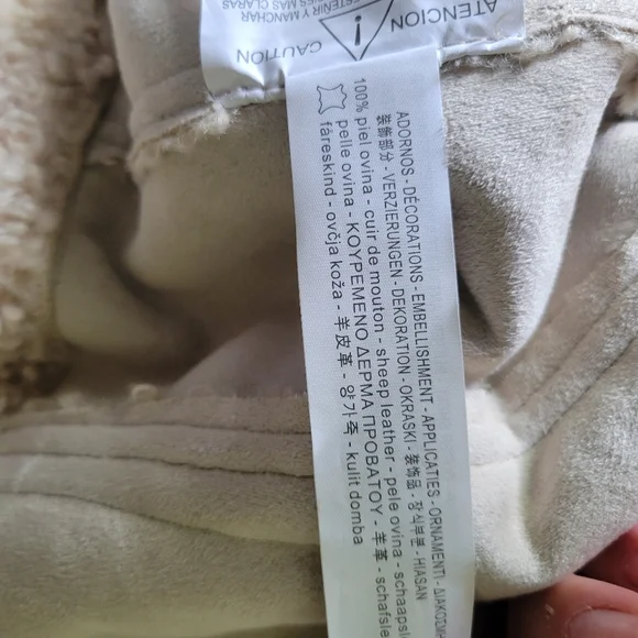 Zara Contrasting Faux Fur Shearling Jacket - Picture 12 of 13